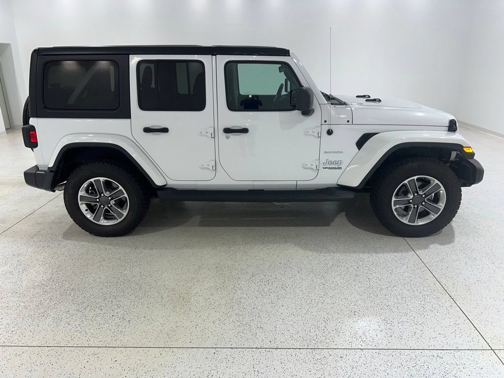 Used 2020 Jeep Wrangler Unlimited Sahara AWD/4WD image 6