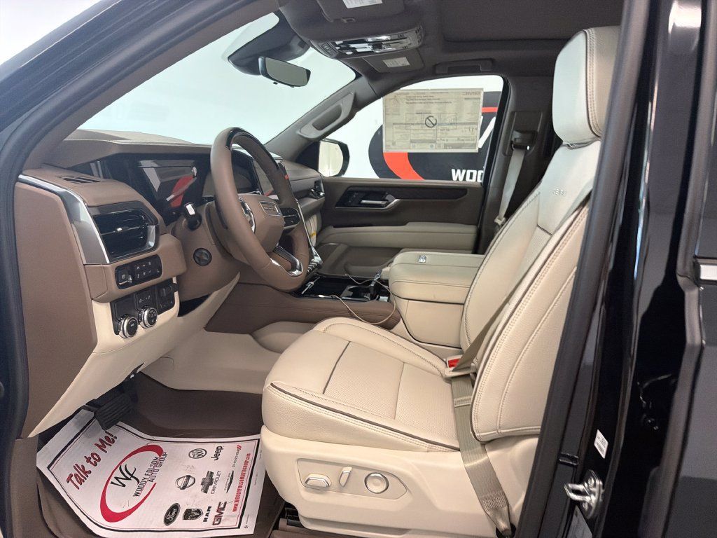 New 2026 GMC Yukon Denali w/ Denali Reserve Package RWD image 11
