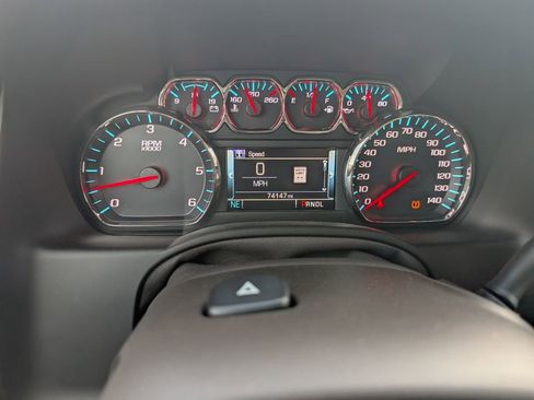 Used 2019 GMC Yukon SLT w/ Premium Edition image 17