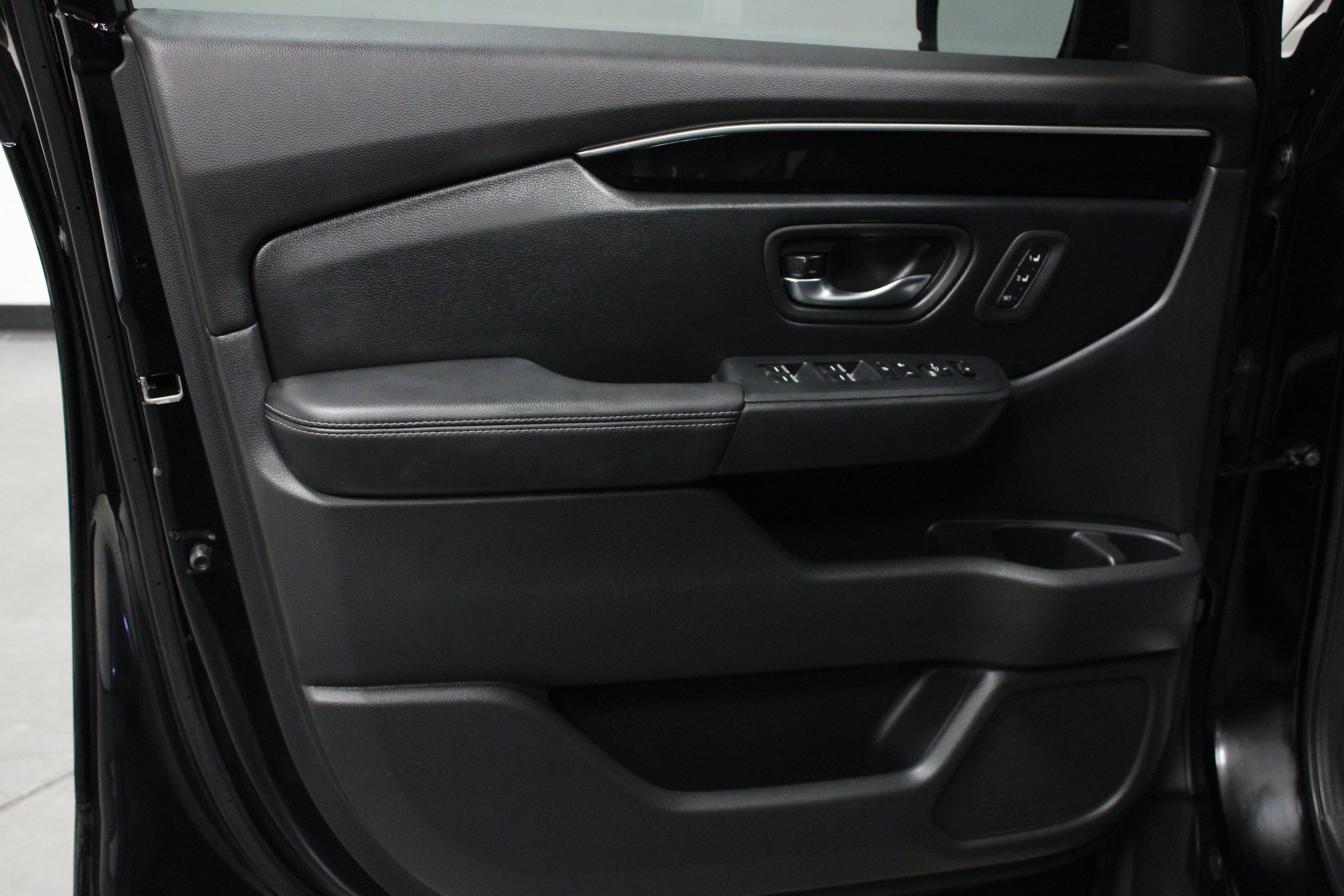Used 2023 Honda Pilot EX-L image 11