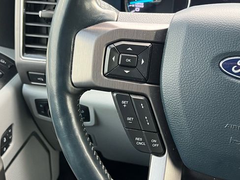 Used 2022 Ford F250 Limited image 29