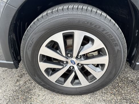 Used 2020 Subaru Outback Premium w/ Popular Package #1 image 9