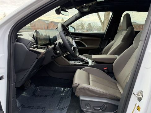 Certified 2025 Audi Q5 Premium Plus w/ Premium Plus image 17