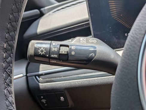 Used 2025 Kia K5 GT FWD image 32
