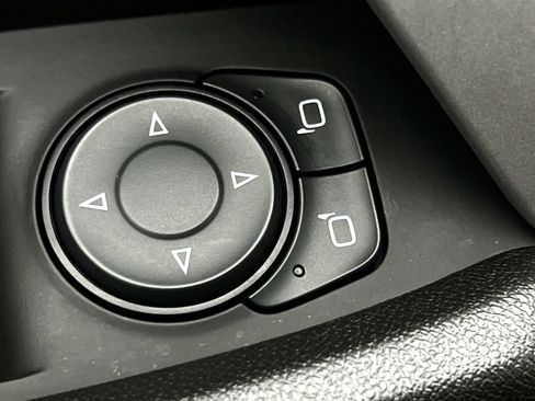 Used 2020 Chevrolet Camaro SS image 47