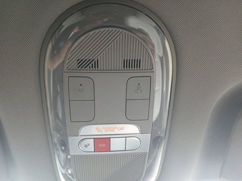 Used 2025 Hyundai Ioniq 6 SEL image 29