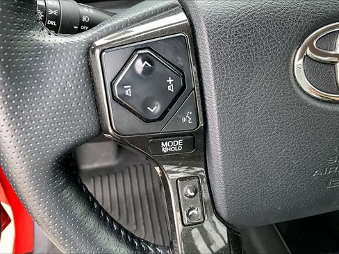 Used 2024 Toyota 4Runner TRD Off-Road Premium w/ Off Road Premium Plus Package AWD/4WD image 21
