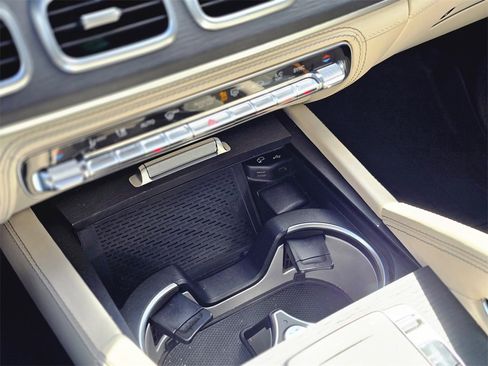 Used 2021 Mercedes-Benz GLS 63 AMG 4MATIC image 34