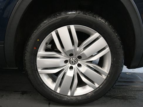 Used 2019 Volkswagen Atlas SE w/ Panoramic Sunroof Package image 35