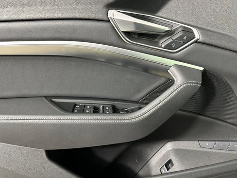 Certified 2023 Audi e-tron Premium w/ Convenience Plus Package image 10