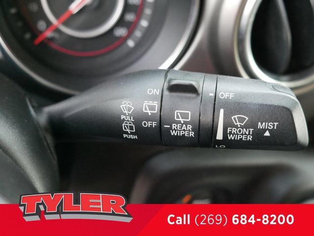 Used 2019 Jeep Wrangler Unlimited Rubicon w/ LED Lighting Group AWD/4WD image 24