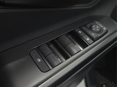 New 2026 Toyota C-HR AWD/4WD image 18
