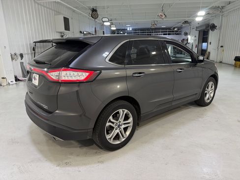 Used 2018 Ford Edge Titanium w/ Equipment Group 301A image 5