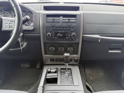 Used 2012 Jeep Liberty Sport w/ Popular Equipment Group image 21