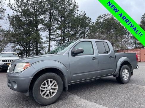 Used 2017 Nissan Frontier SV w/ SV Value Truck Package image 6