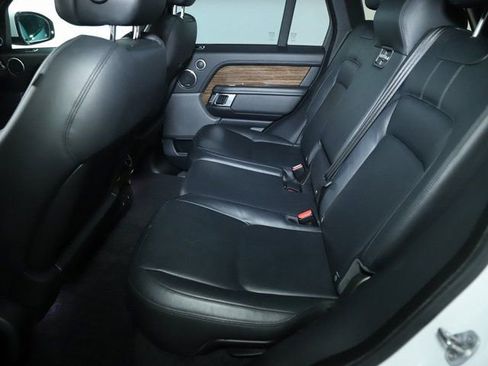 Used 2019 Land Rover Range Rover image 14