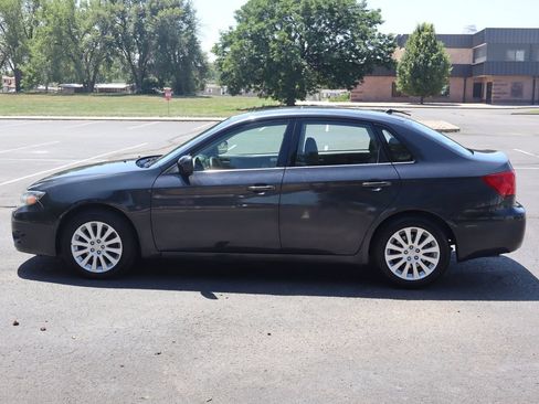 Used 2010 Subaru Impreza 2.5i Premium AWD/4WD image 9