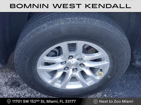 Used 2023 Chevrolet Tahoe LS image 7