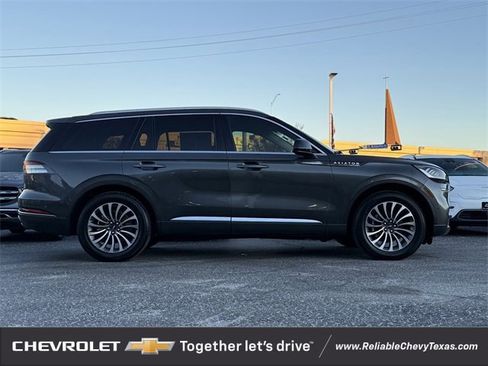 Used 2020 Lincoln Aviator Reserve w/ Equipment Group 201A image 5