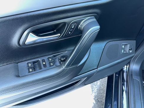Used 2012 Volkswagen CC Sport FWD image 13