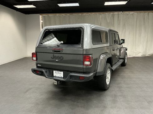 Used 2021 Jeep Gladiator Sport AWD/4WD image 5