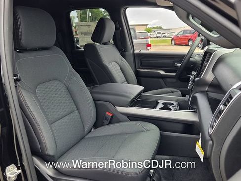 New 2026 RAM 1500 Express AWD/4WD image 16