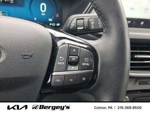 Used 2023 Ford Escape Platinum w/ Premium Technology Package FWD image 23