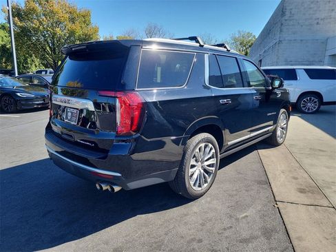 Used 2021 GMC Yukon Denali w/ Denali Ultimate Package image 8