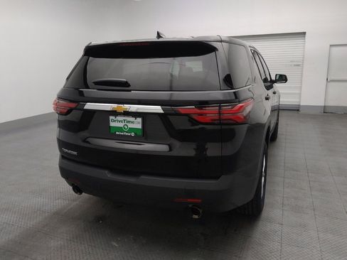 Used 2023 Chevrolet Traverse LS image 7