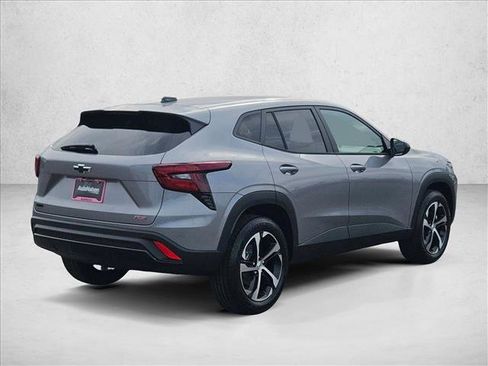 New 2026 Chevrolet Trax RS w/ Driver Confidence Package image 2