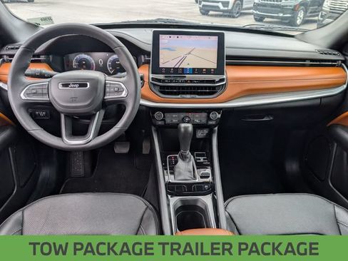 Certified 2025 Jeep Compass Limited w/ Elite Group AWD/4WD image 27