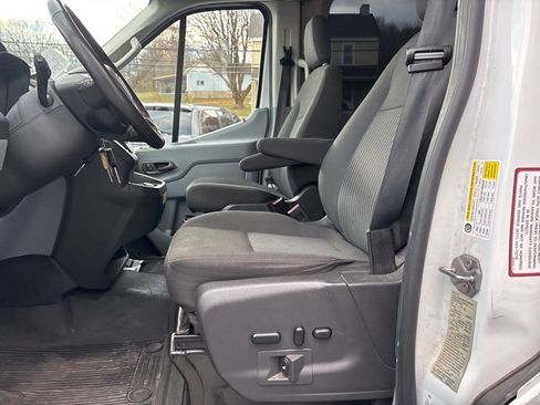 Used 2019 Ford Transit 150 XLT image 15