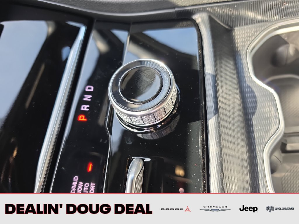 New 2027 Jeep Grand Cherokee Limited AWD/4WD image 24