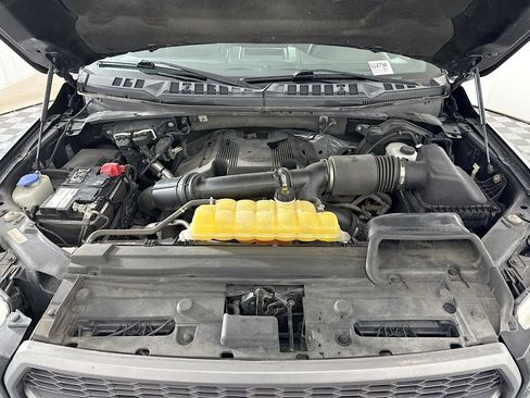 Used 2017 Ford F150 XLT w/ Equipment Group 302A Luxury image 28