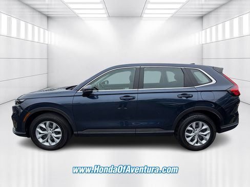 Used 2023 Honda CR-V LX image 4