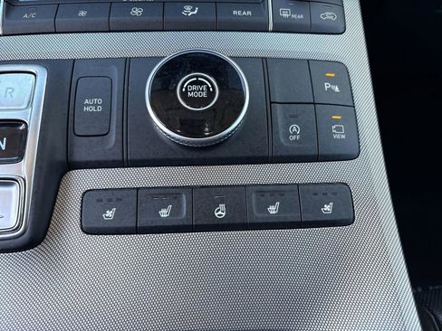 Used 2022 Hyundai Palisade Limited image 11