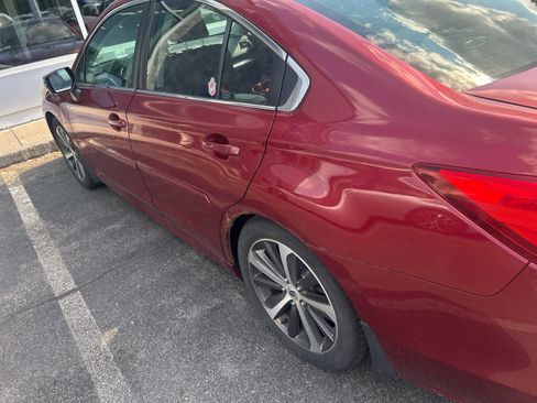 Used 2015 Subaru Legacy 2.5i Limited AWD/4WD image 3