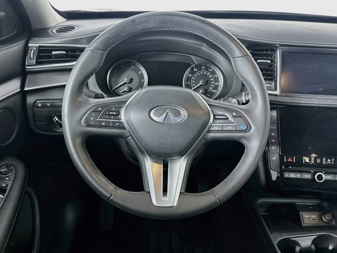 Used 2023 INFINITI QX50 Luxe FWD image 18