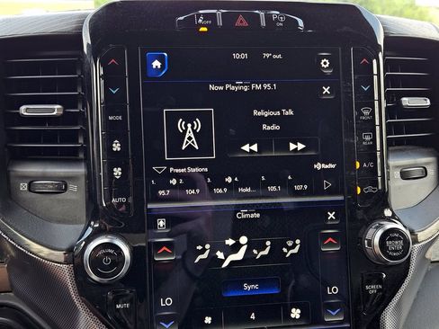 Used 2020 RAM 1500 Limited AWD/4WD image 12