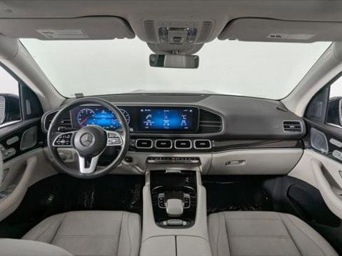 Used 2020 Mercedes-Benz GLS 450 4MATIC image 29
