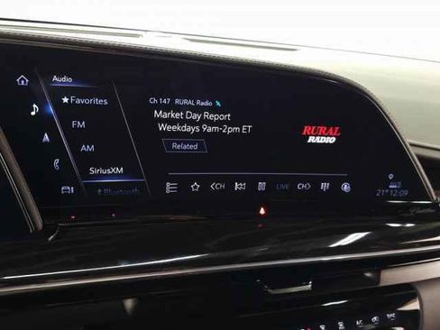 Used 2023 Cadillac Escalade V w/ LPO, ONYX Package image 40