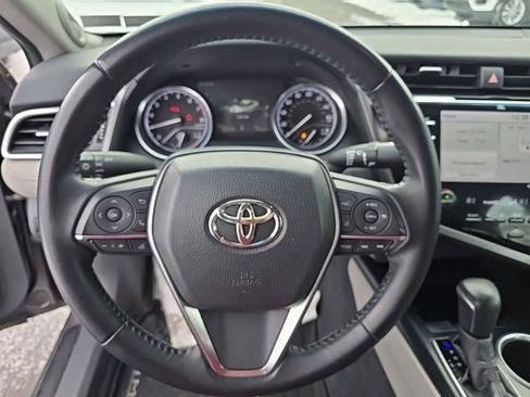Used 2018 Toyota Camry XLE w/ Audio Package image 7