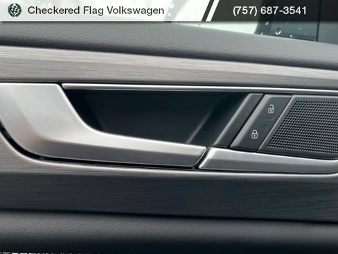 New 2026 Volkswagen Atlas Cross Sport SE AWD/4WD image 15
