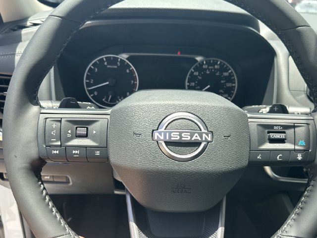 Used 2026 Nissan Rogue SV w/ Cold Weather Package FWD image 17