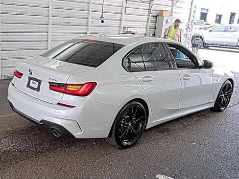 Used 2021 BMW 330i Sedan w/ M Sport Package RWD image 2