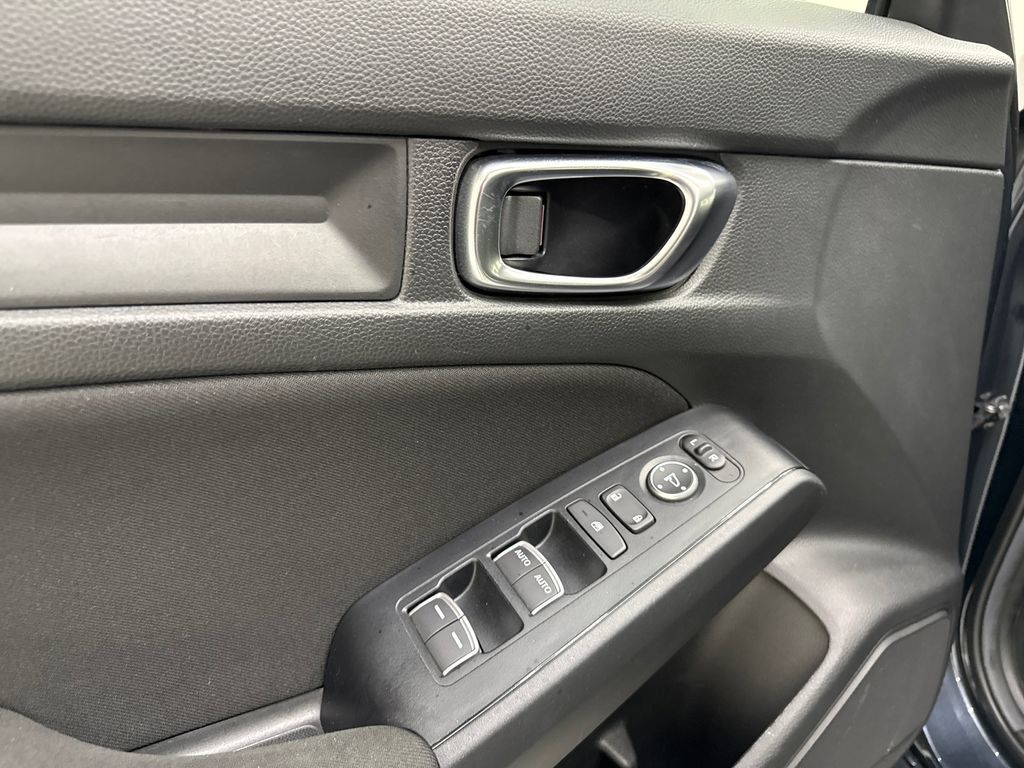 Used 2025 Honda Civic Sport image 13
