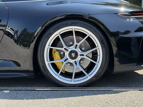 Certified 2026 Porsche 911 GT3 RWD image 12