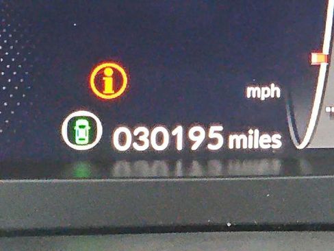 Used 2023 Honda Pilot Elite image 12