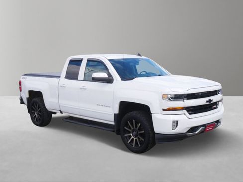 Used 2017 Chevrolet Silverado 1500 LT w/ All Star Edition image 6