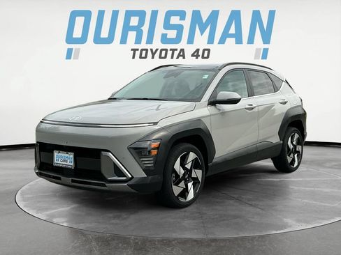 Used 2024 Hyundai Kona Limited AWD/4WD image 3